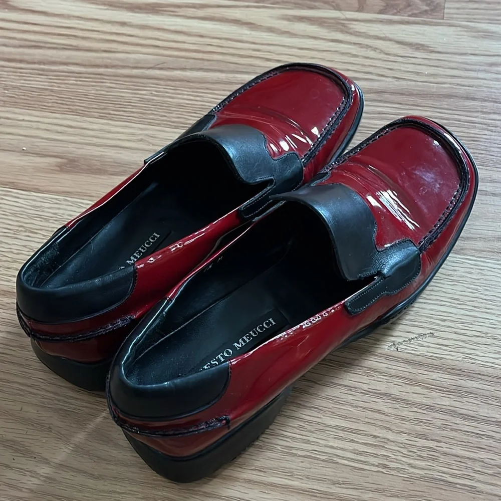 SESTO MEUCCI PATENT LEATHER LOAFERS RED BLACK SIZE 7.5M MADE IN ITALY